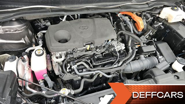 Toyota SIENNA 2.5 Hybrid AWD купить на сайте DeffCars