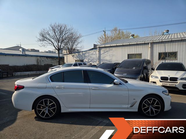 BMW 5-SERIES 530e M Sport купить на сайте DeffCars