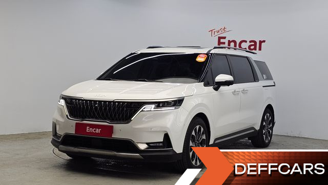 Kia CARNIVAL Gasoline 9-Seater Signature купить на сайте DeffCars