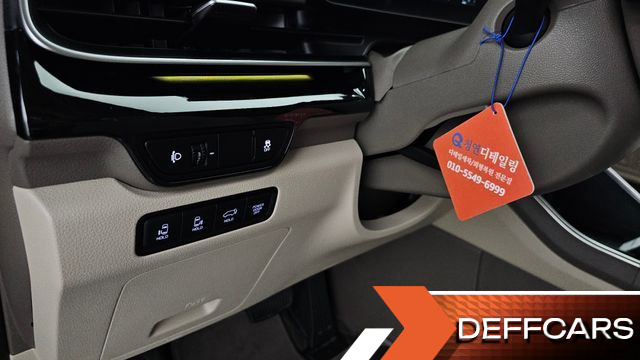 Kia CARNIVAL 9-Seater Gravity купить на сайте DeffCars