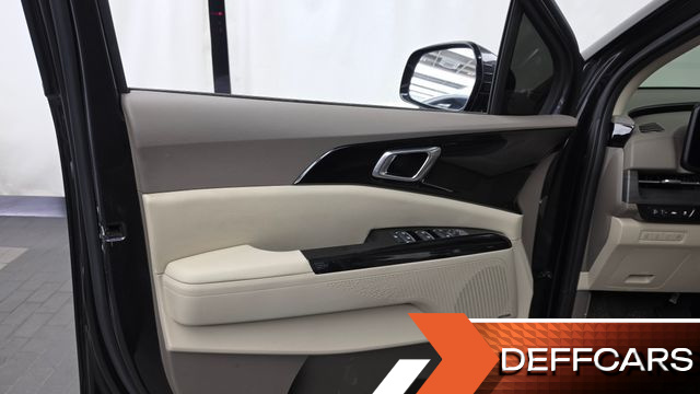 Kia CARNIVAL 7-Seater Noblesse купить на сайте DeffCars