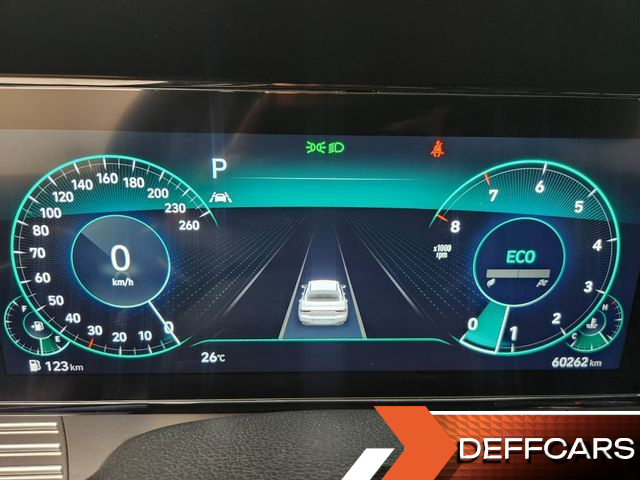 Hyundai GRANDEUR 2.5 Le Blanc купить на сайте DeffCars