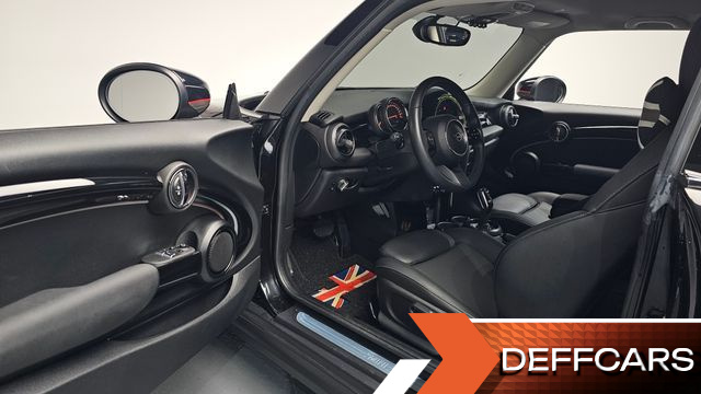 Mini COOPER Classic Third Generation купить на сайте DeffCars