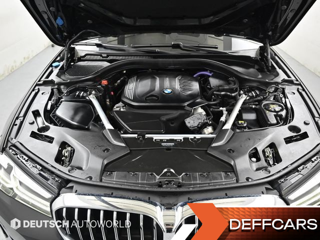 BMW 5-SERIES 523d xDrive Luxury купить на сайте DeffCars