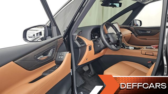 Toyota ALPHARD 2.5 HEV Executive AWD купить на сайте DeffCars