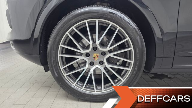Porsche CAYENNE 3.0 купить на сайте DeffCars