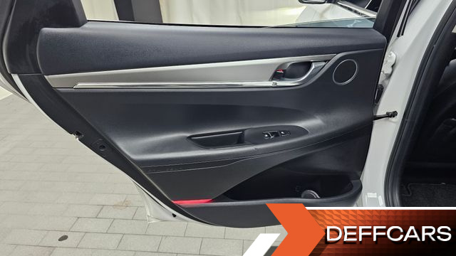 Hyundai GRANDEUR 2.5 Premium купить на сайте DeffCars