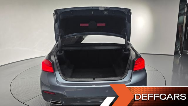 BMW 5-SERIES 520d M Sport Package Plus купить на сайте DeffCars