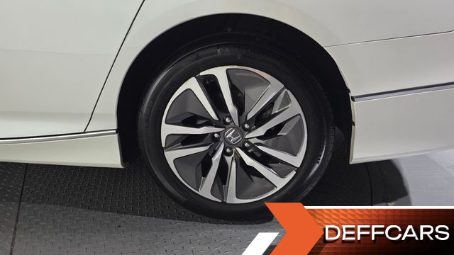 Honda ACCORD 2.0 Hybrid EX-L купить на сайте DeffCars