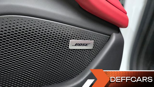 Porsche TAYCAN 4S купить на сайте DeffCars