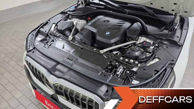 BMW 5-SERIES 530i xDrive M Sport купить на сайте DeffCars