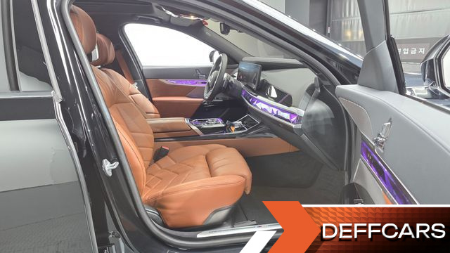 BMW 7-SERIES 740i xDrive M Sport купить на сайте DeffCars