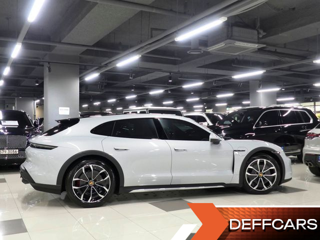 Porsche TAYCAN 4S Cross Turismo купить на сайте DeffCars