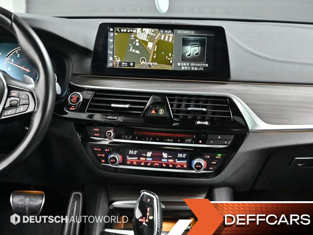 BMW 5-SERIES 530i xDrive M Sport Package Plus купить на сайте DeffCars
