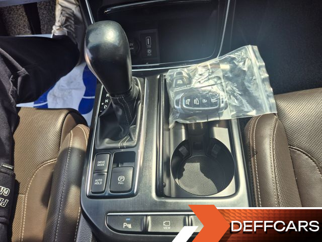 Hyundai GRANDEUR 2.4 Premium Special купить на сайте DeffCars