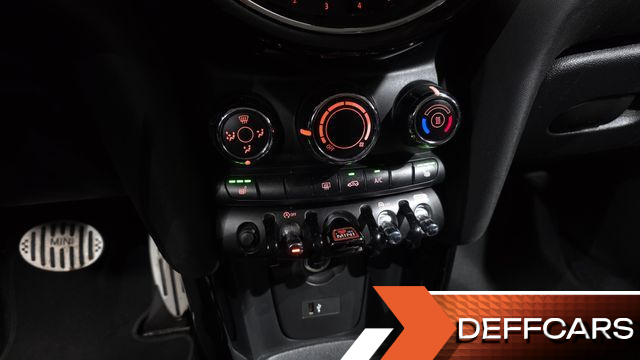 Mini COOPER 5Door Classic Third Generation купить на сайте DeffCars