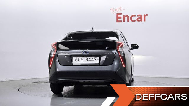 Toyota PRIUS 1.8 E купить на сайте DeffCars