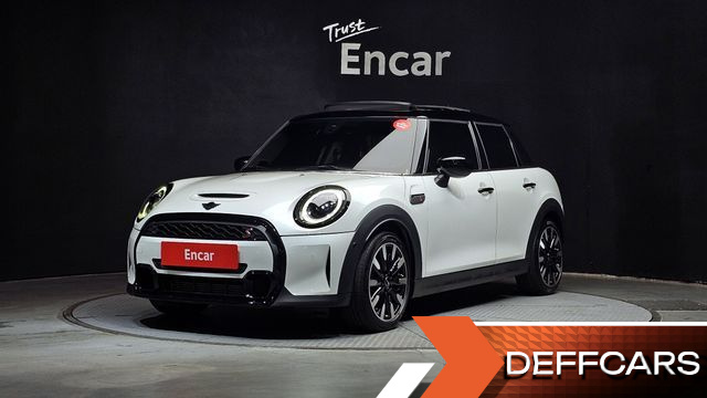 Mini COOPER 5Door Classic Third Generation купить на сайте DeffCars