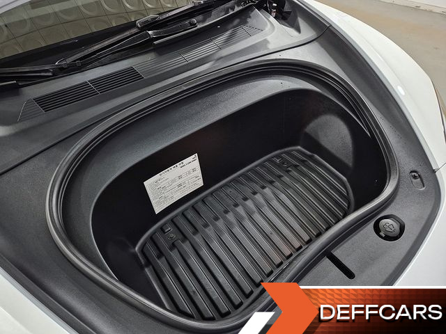 Tesla MODEL 3 Long Range AWD купить на сайте DeffCars