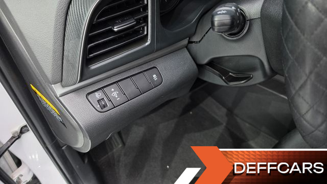 Hyundai AVANTE 1.6 Style купить на сайте DeffCars