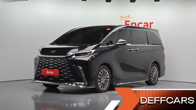 Lexus LM 500h Royal купить на сайте DeffCars