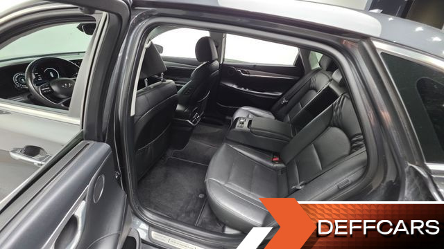 Hyundai GRANDEUR 2.5 Calligraphy купить на сайте DeffCars