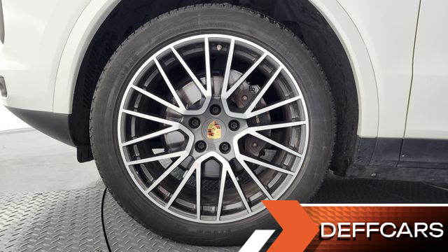 Porsche CAYENNE 3.0 купить на сайте DeffCars