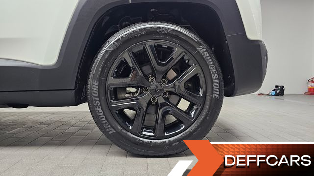 Jeep RENEGADE 1.3 Limited купить на сайте DeffCars