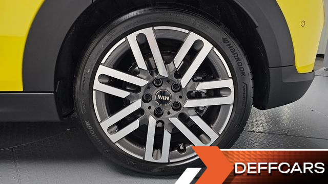 Mini COOPER 5Door Classic купить на сайте DeffCars