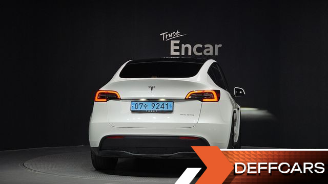 Tesla MODEL Y Long Range AWD купить на сайте DeffCars