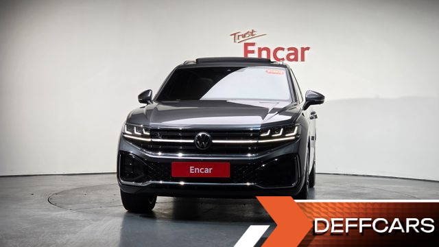 Volkswagen TOUAREG 3.0 TDI R-Line купить на сайте DeffCars