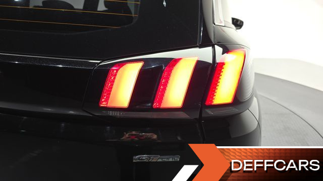 Peugeot 5008 1.5 BlueHDi GT Line купить на сайте DeffCars
