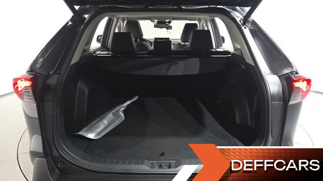 Toyota RAV4 2.5 4WD Hybrid купить на сайте DeffCars