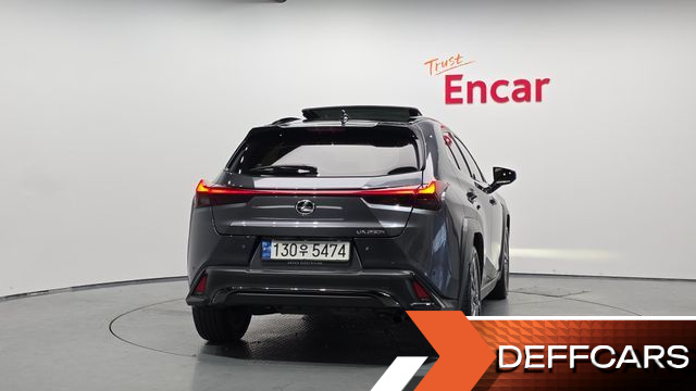 Lexus UX 2.0 F-Sport 2WD купить на сайте DeffCars