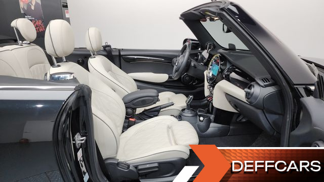 Mini COOPER CONVERTIBLE Classic Third Generation купить на сайте DeffCars