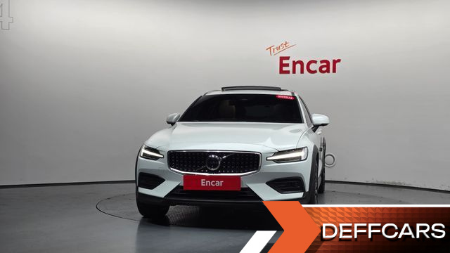 Volvo V60 B5 Ultimate AWD купить на сайте DeffCars