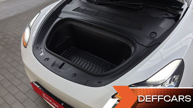 Tesla MODEL Y Long Range AWD купить на сайте DeffCars