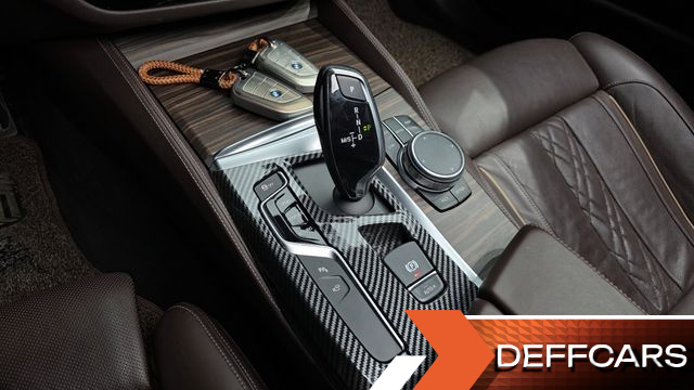 BMW 5-SERIES 530i M Sport Package Plus купить на сайте DeffCars