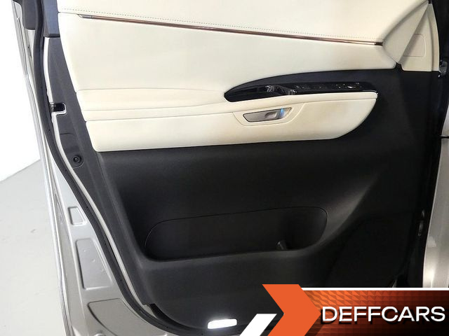 Lexus LM 500h Executive купить на сайте DeffCars