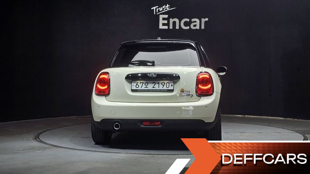 Mini COOPER 5Door Standard 3rd купить на сайте DeffCars