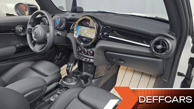 Mini COOPER CONVERTIBLE Classic Third Generation купить на сайте DeffCars