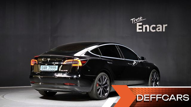 Tesla MODEL 3 Performance AWD купить на сайте DeffCars