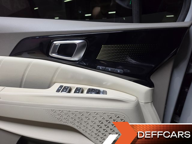 Kia CARNIVAL Gasoline 9-Seater Gravity купить на сайте DeffCars