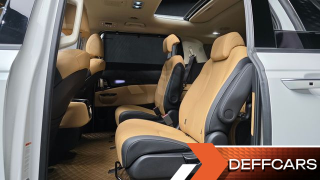 Kia CARNIVAL Diesel 9-Seater Signature купить на сайте DeffCars