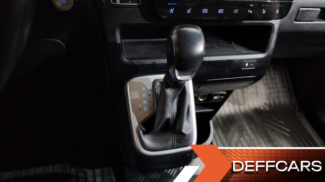 Hyundai STARIA Cargo 5-Seater Modern купить на сайте DeffCars