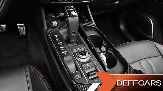 Maserati LEVANTE 3.0 AWD GranSport купить на сайте DeffCars