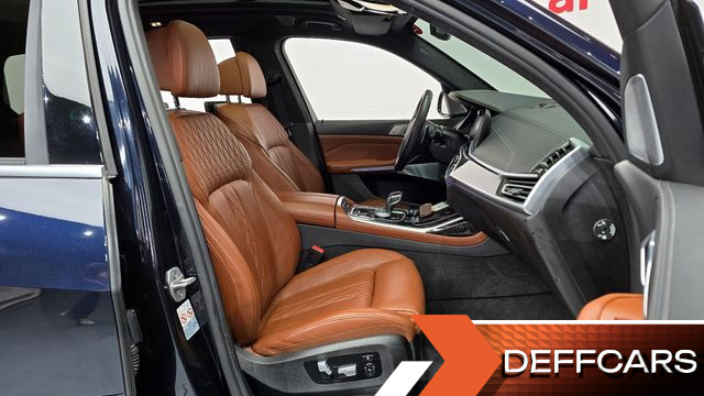 BMW X7 xDrive 40i M Sport 6STR купить на сайте DeffCars