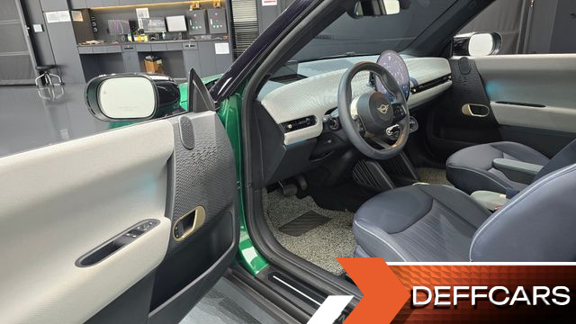 Mini COOPER SE Favoured купить на сайте DeffCars