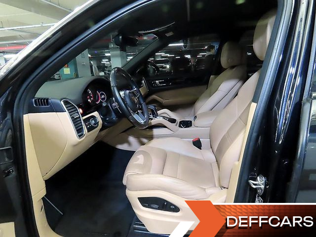 Porsche CAYENNE 3.0 купить на сайте DeffCars