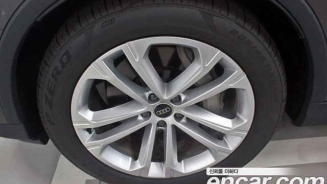 Audi Q7 55 TFSI Quattro купить на сайте DeffCars